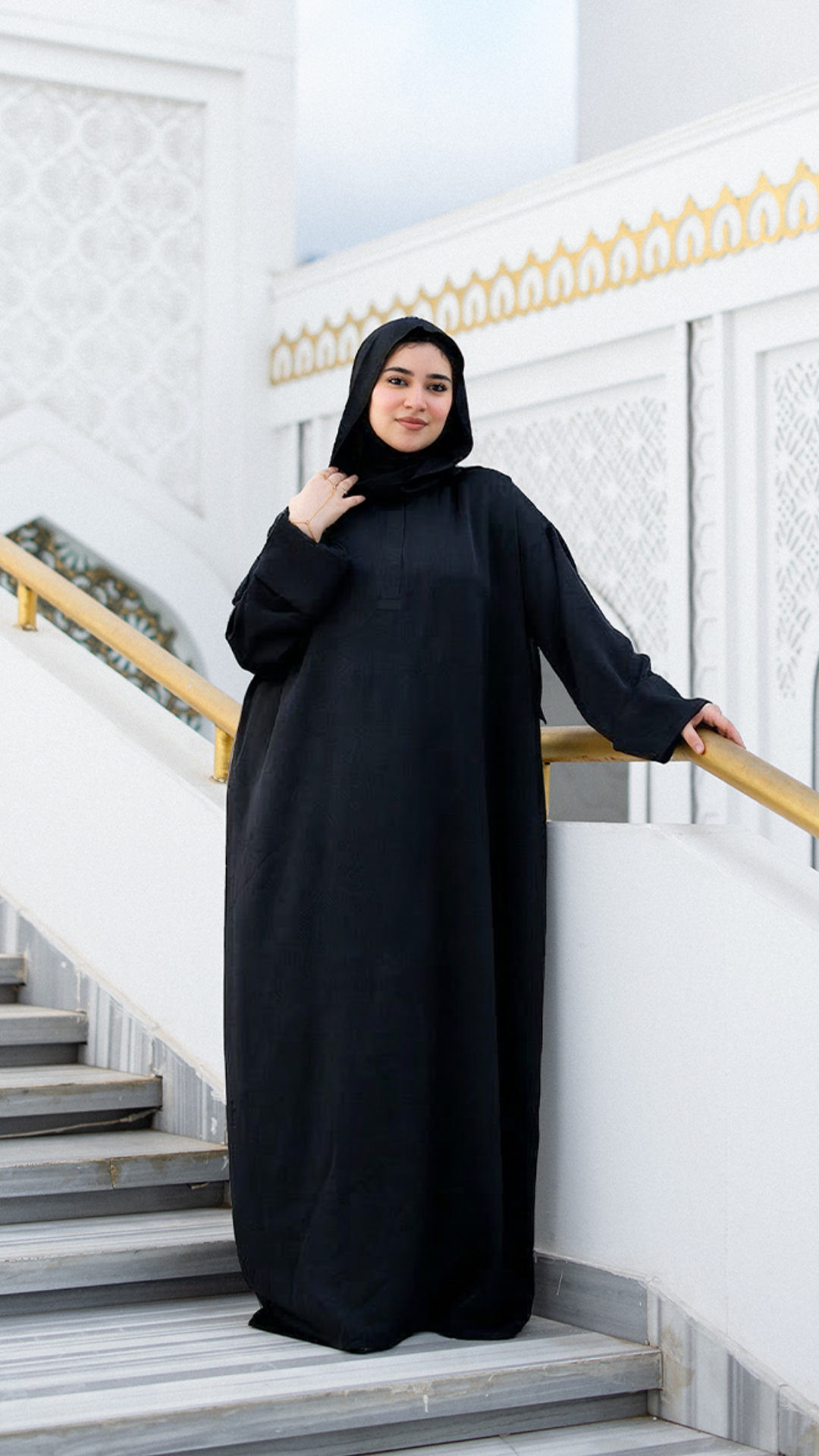 يُسر - عباية صلاة بخامة الستان الفاخر